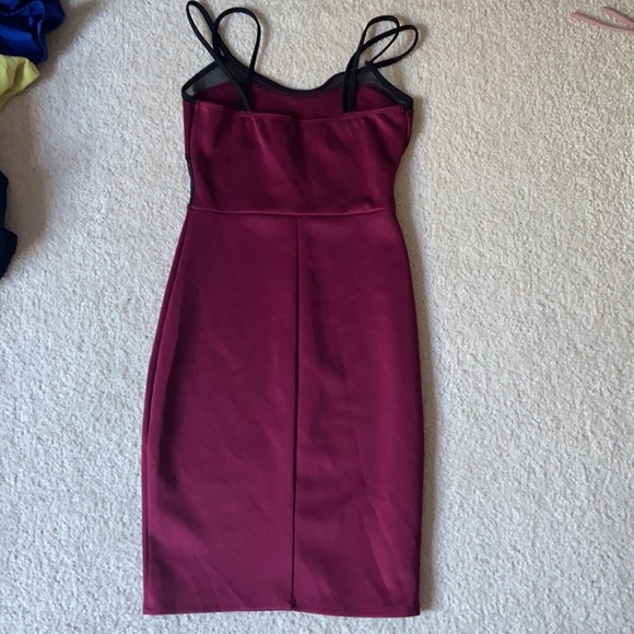 Maroon dress - Picture 2 of 2